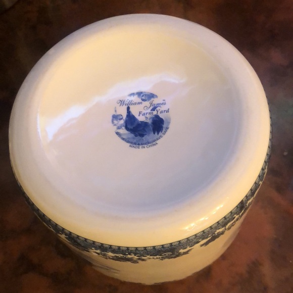 William James Farmyard Canisters - Picture 4 of 7